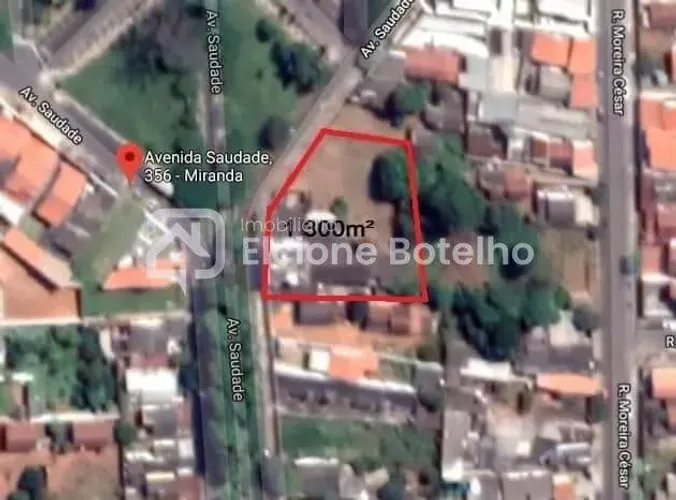 Oportunidade de imóvel comercial, no município de Araguari/MG com 383m² de área construída