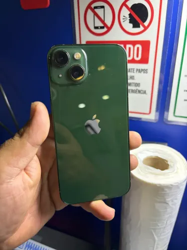 iPhone 13