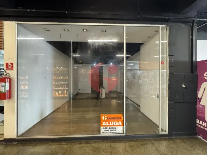 Loja para locação no Shopping Centro com 30m² e 1 vaga de garagem - Centro