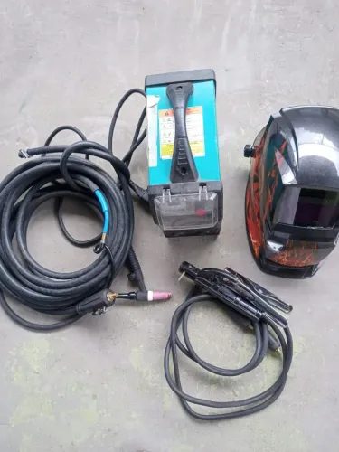 Máquina de solda TIG e eletrodo