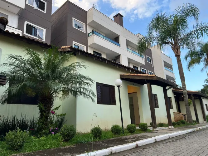 Casa condomínio fechado Suzano sp
