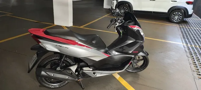 Honda PCX Sport