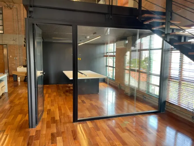 Sala comercial na Rua Fidalga, 593 - Conjunto 13  173 m²