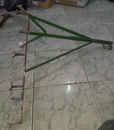 SUPORTE REFORÇADO PARA SACO DE PANCADAS
