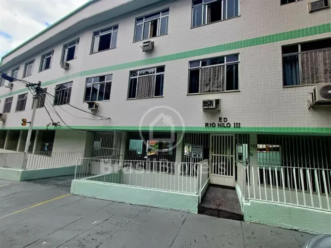 Apartamento vista livre, frente e sol da manhã na Rua Babaçu, pertinho da Praia da Bica!,