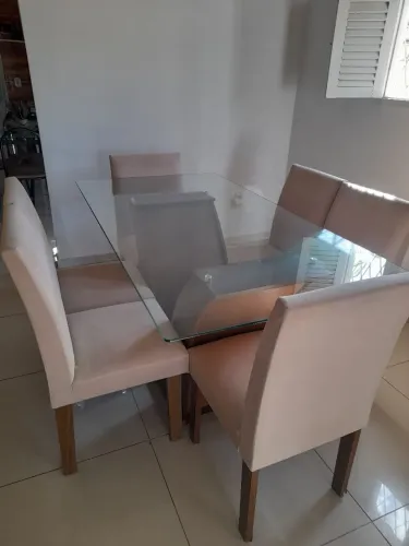 Mesa com 6 cadeiras 0,90 X 1,70
