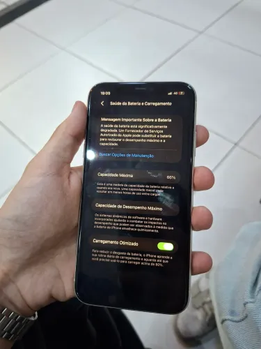 IPHONE 11 trinco traseiro e 66 bateria