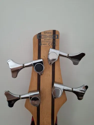 Ibanez sr300