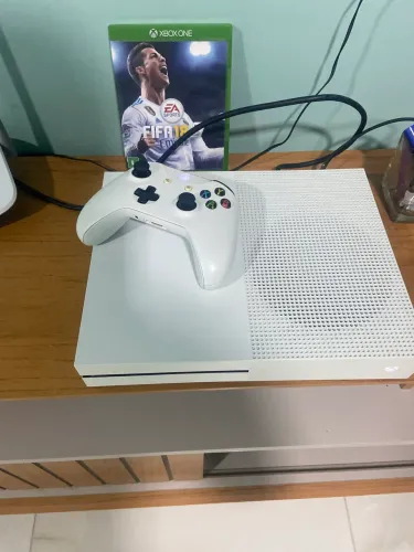 Xbox One S - Negociável