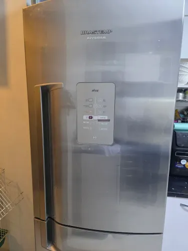 Geladeira Brastemp inverse ative 422L Inox funcionando