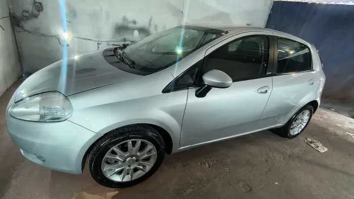 Fiat Punto Essence 1.6 Flex 16V 5P 2012
