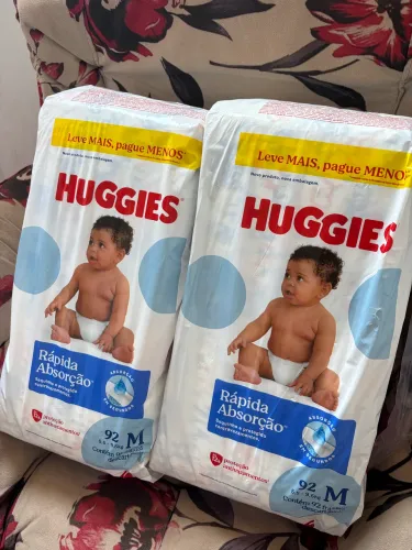 Fralda Huggies M