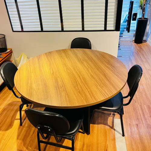 Mesa reunião 1.20m + Cadeiras