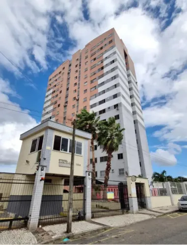 Imóvel para venda de 230.000 com 62metros quadrados com 3 quartos em Jóquei Clube - Fortal