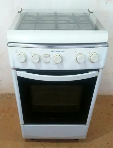 Fogão com 4 bocas
