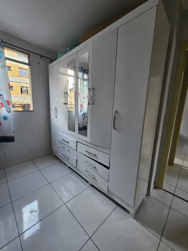 Guarda roupa 250