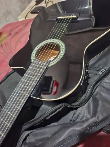 Violão Giannini