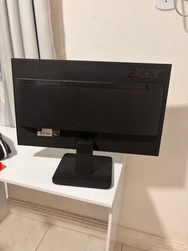 Monitor Acer 27?