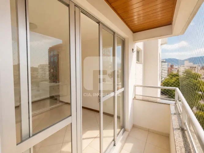 Apartamento 3 quartos semi mobiliado na Trindade