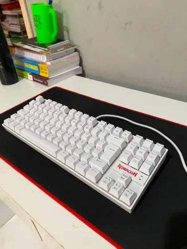 Teclado Redragon game branco HV-2232d