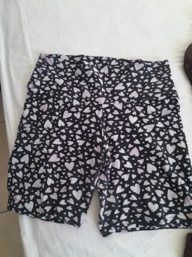 Roupas seminovas.