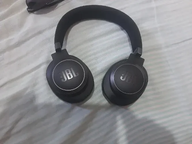 Fone jbl live 770nc