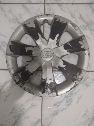 Vendo calotas originais Toyota Etyos