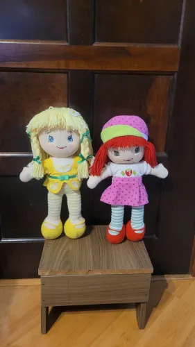Vendo kit Pelúcias Moranguinho e Gota de limão 