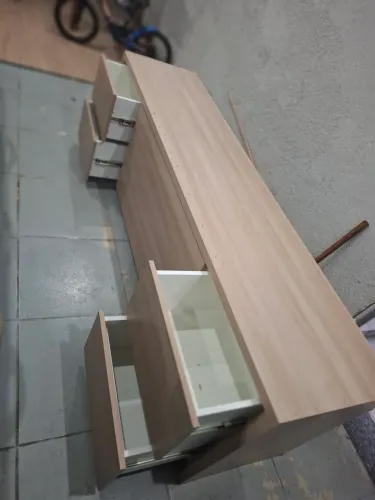 Rack madeira maciça 1.80 mts 