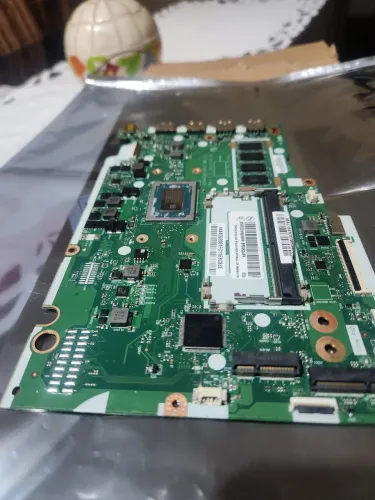Placa mae lenovo s145 Ryzen 5 3500u GS440 GS540 NMC511( Com defeito mas da video)