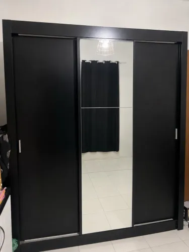 GUARDA ROUPA