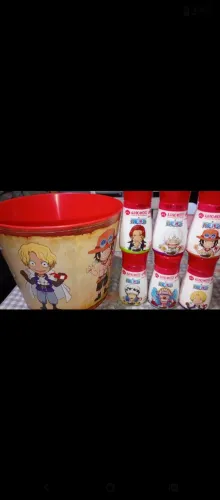 One Piece Balde de pipoca e Temperos Ajinomoto