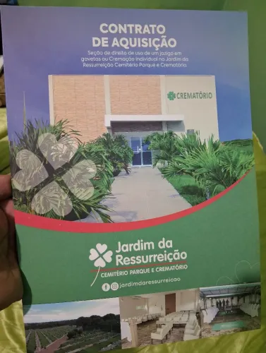 VENDO JAZIDO NO JARDIM DA RESSURREIÇÃO.