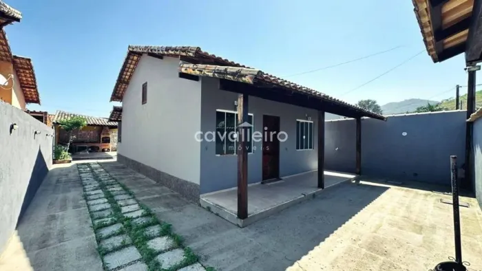 Casa com 2 dormitórios à venda, 76 m² - São José do Imbassaí - Maricá/RJ