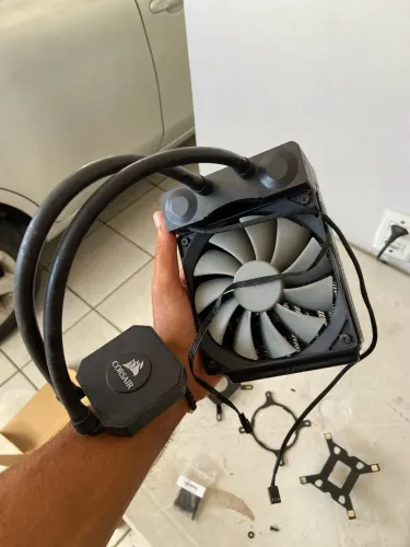 Water cooler cosair H45