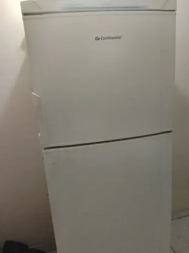 Vendo geladeira conservada