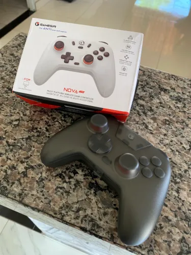 Controle Gamesir Nova Lite