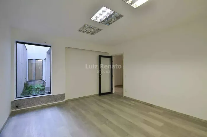 Casa à venda no bairro Floresta