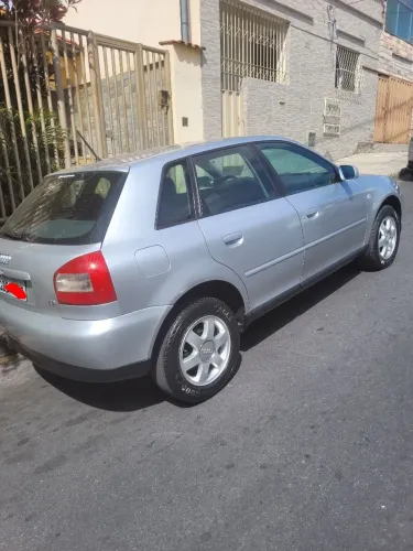Audi A3 1.8 5P Mec. 2001