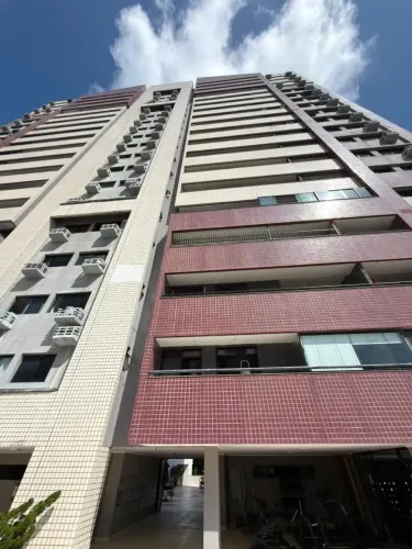 Apartamento com 120m2, 3 quartos + dce, lazer para locação no Guararapes