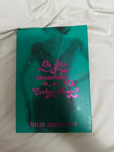 livro os sete maridos de evelyn hugo