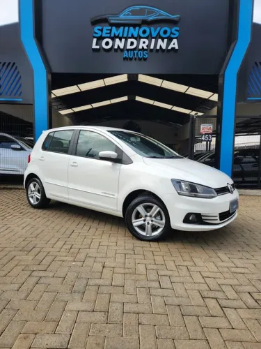 Volkswagen Fox Comfortline 1.0 Flex 8V 5P 2015