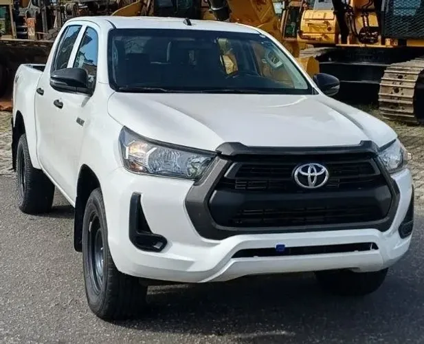 Toyota Hilux CD 4X4 2.8 Diesel Mec. 2022