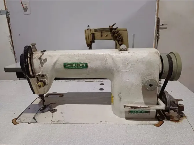 Máquina de costura reta siruba barato pra vender Logo 