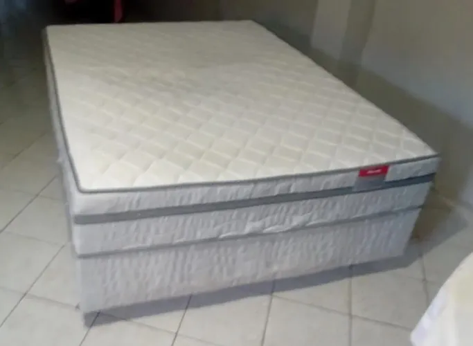 Cama de casal box