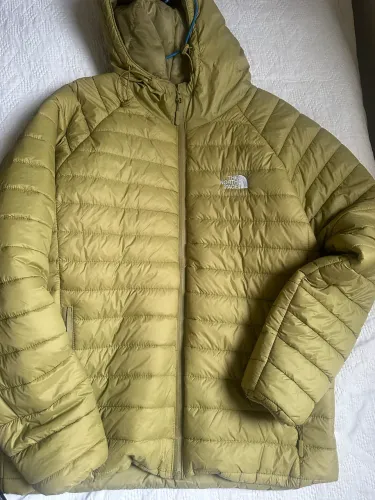 bobojaco The North Face , novo importado .