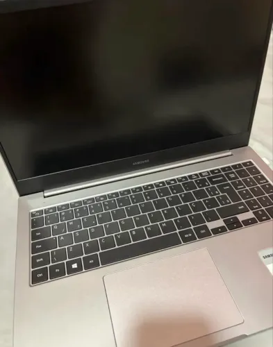 Samsung Book E30 Intel Core 13 + ACESSÓRIOS - 4GB 128SSD
