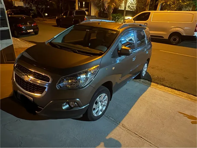 Chevrolet Spin LTZ 1.8 8V Econo.flex 5P Aut. 2013