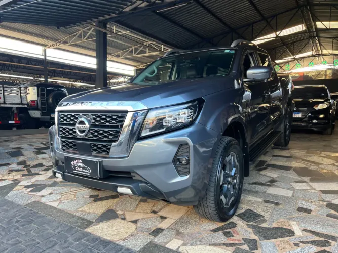 Nissan Frontier Platinum CD 4X4 2.5 TB Diesel 2023