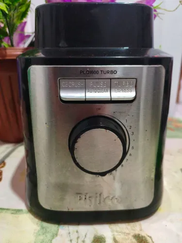 Liquidificador Philco turbo